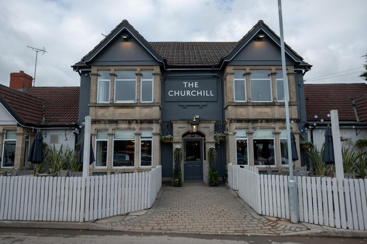 The Churchill By Greene King Inns Роял Уутън Басет Екстериор снимка