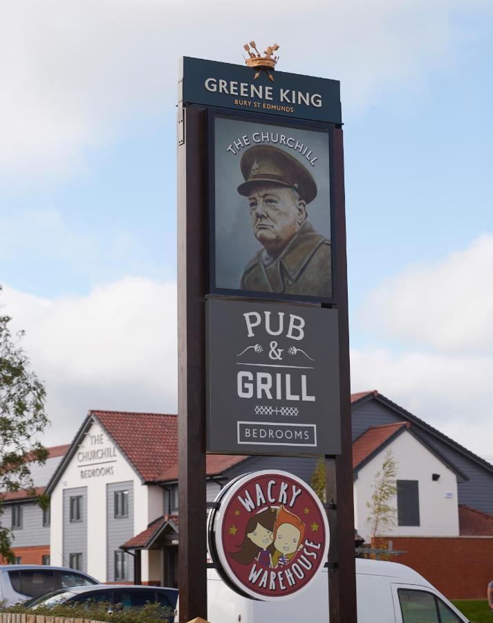 The Churchill By Greene King Inns Роял Уутън Басет Екстериор снимка
